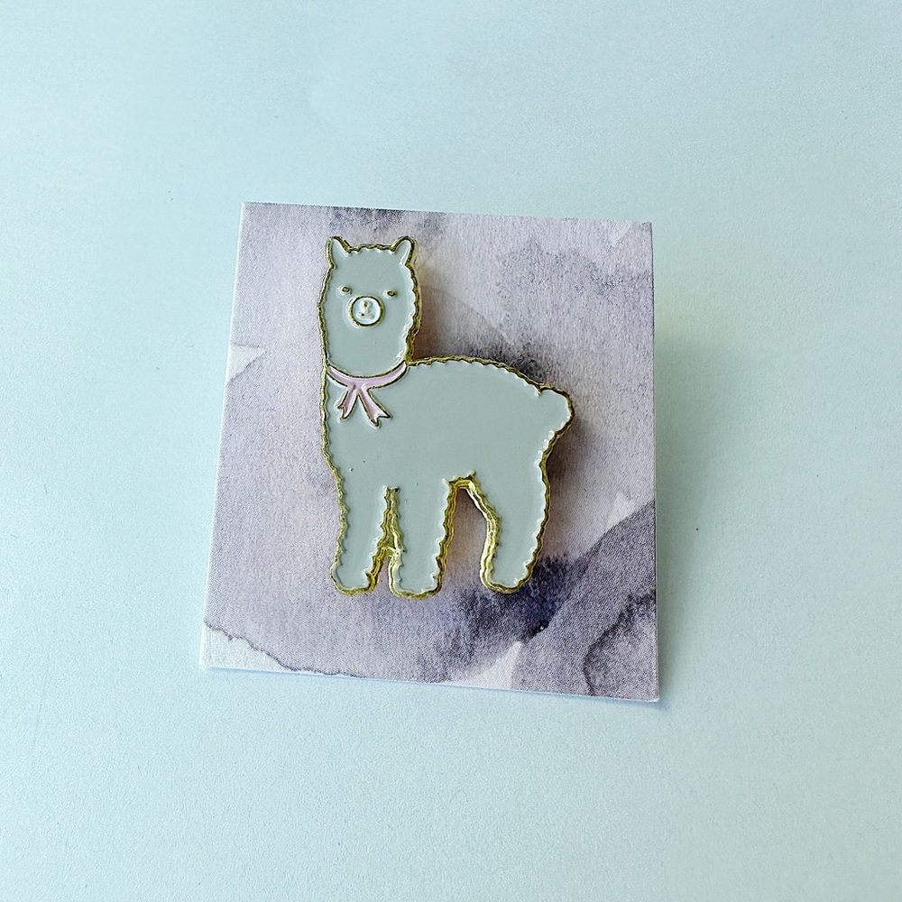 Alpaca Pin - Picture 6 of 6